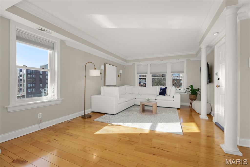 116 N Central Avenue 3S