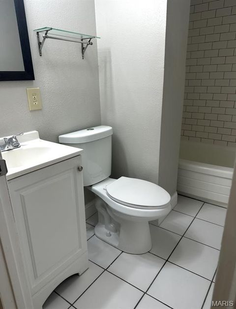 Tiny photo for 1912 Overland Drive, St Louis, MO 63114 (MLS # 26030400)