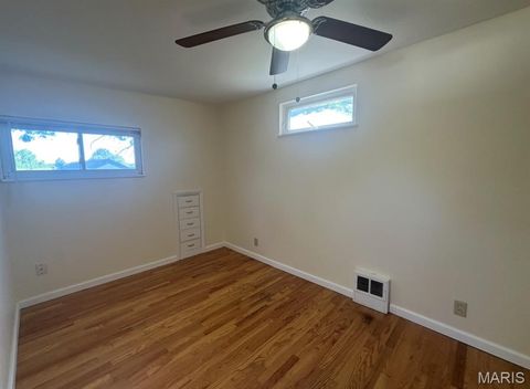 Tiny photo for 1912 Overland Drive, St Louis, MO 63114 (MLS # 26030400)