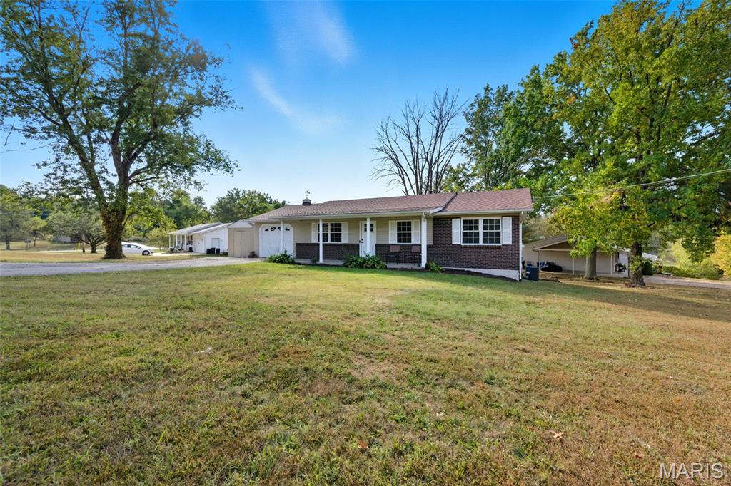 49 El Sahara Drive