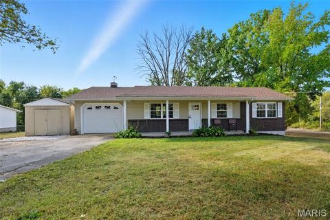 49 El Sahara Drive Cedar Hill MO 63016