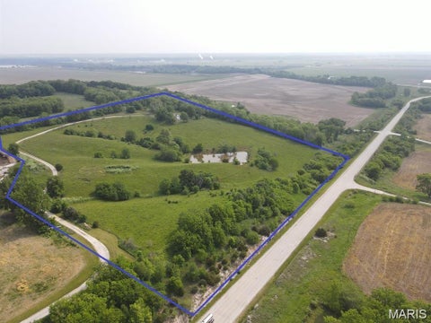 Photo of 7988 Elder Lane, Palmyra, MO 63461 (MLS # 26058411)
