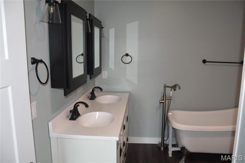 Tiny photo for 7988 Elder Lane, Palmyra, MO 63461 (MLS # 26058411)