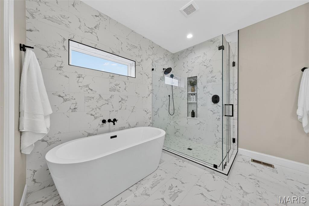 Santino Court - Residential