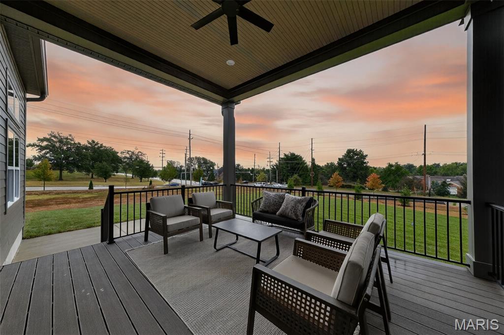 Santino Court - Residential