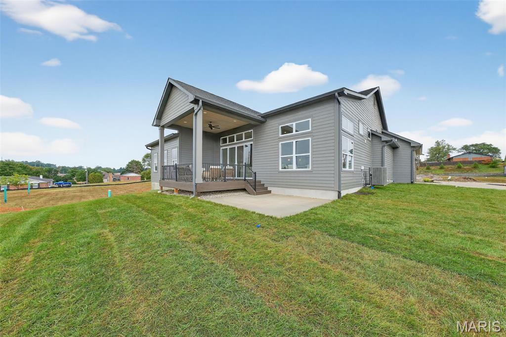 Santino Court - Residential