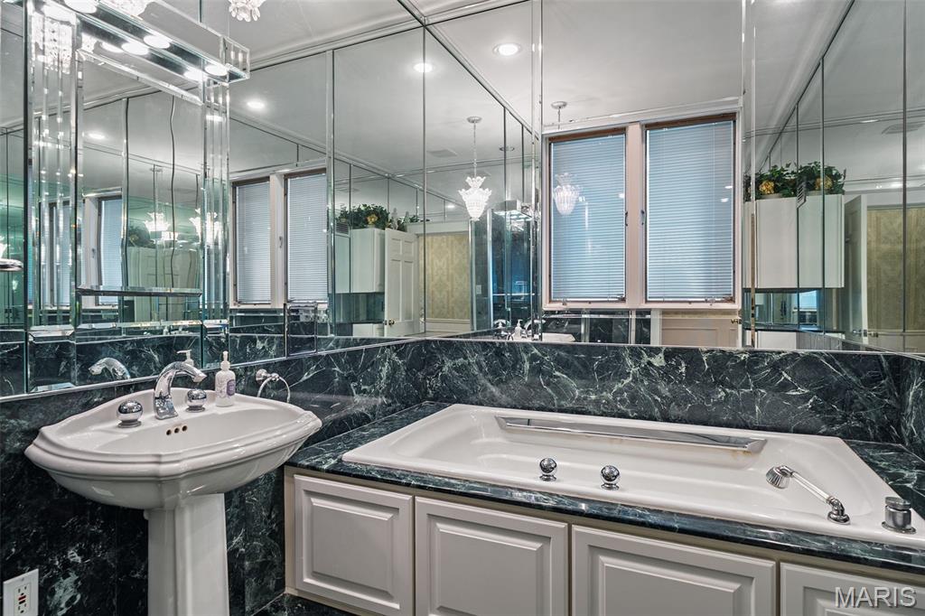 Huntleigh Woods - Residential