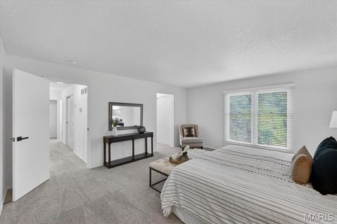 Tiny photo for 395 Royal Valley Drive, Creve Coeur, MO 63141 (MLS # 26024473)