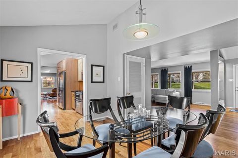 Tiny photo for 27 Chesterton Lane, Chesterfield, MO 63017 (MLS # 26005832)