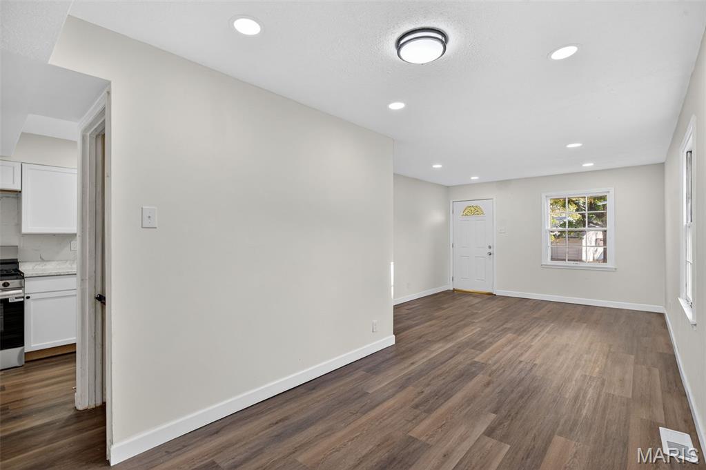 Glasgow Village Unit No 3 - Residential