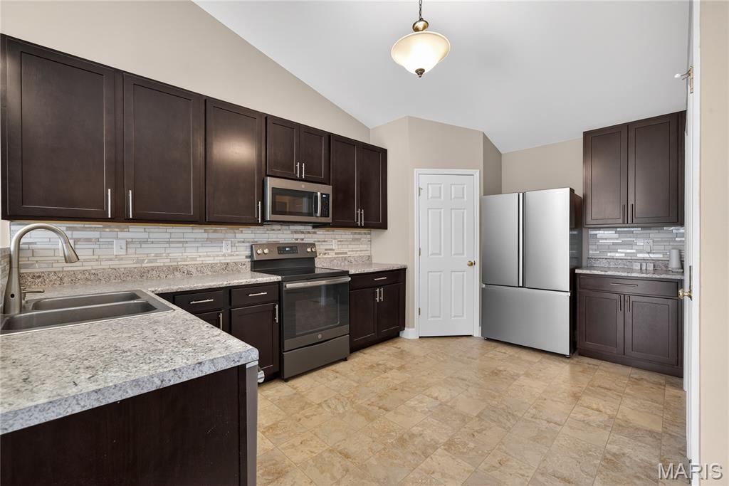 Wyndstone - Residential