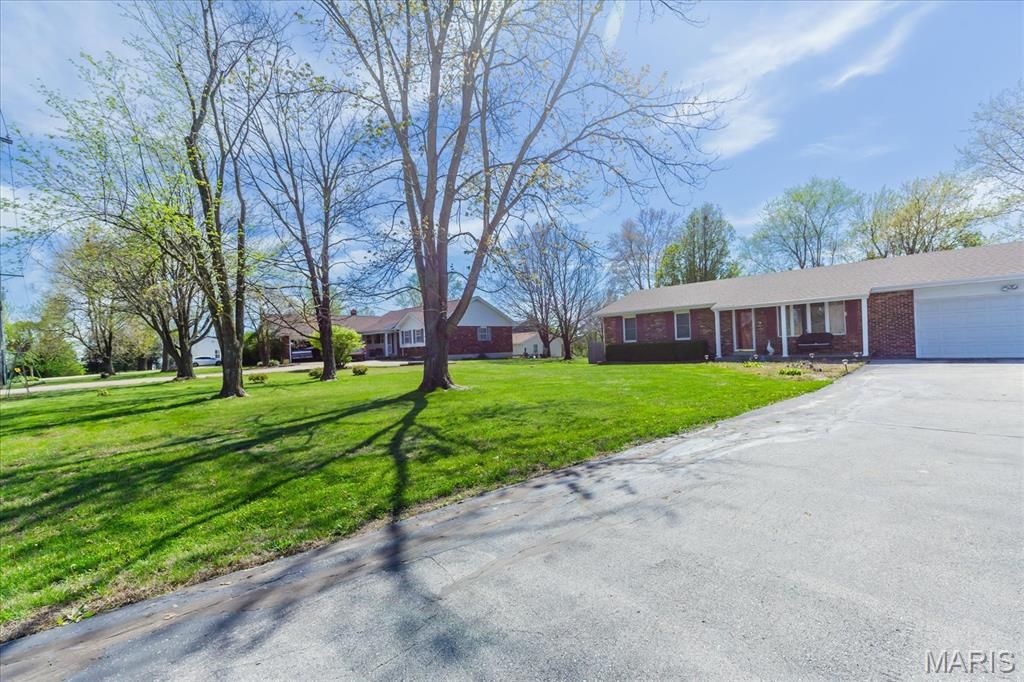 Photo of 786 E Highway U, Troy, MO 63379 (MLS # 26020773)