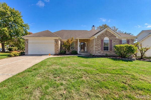 22 GULF SHORES DR, O FALLON, MO 63368 - Image 3b4a5b55ffc4ff7b26319db630f86f4e/842385953