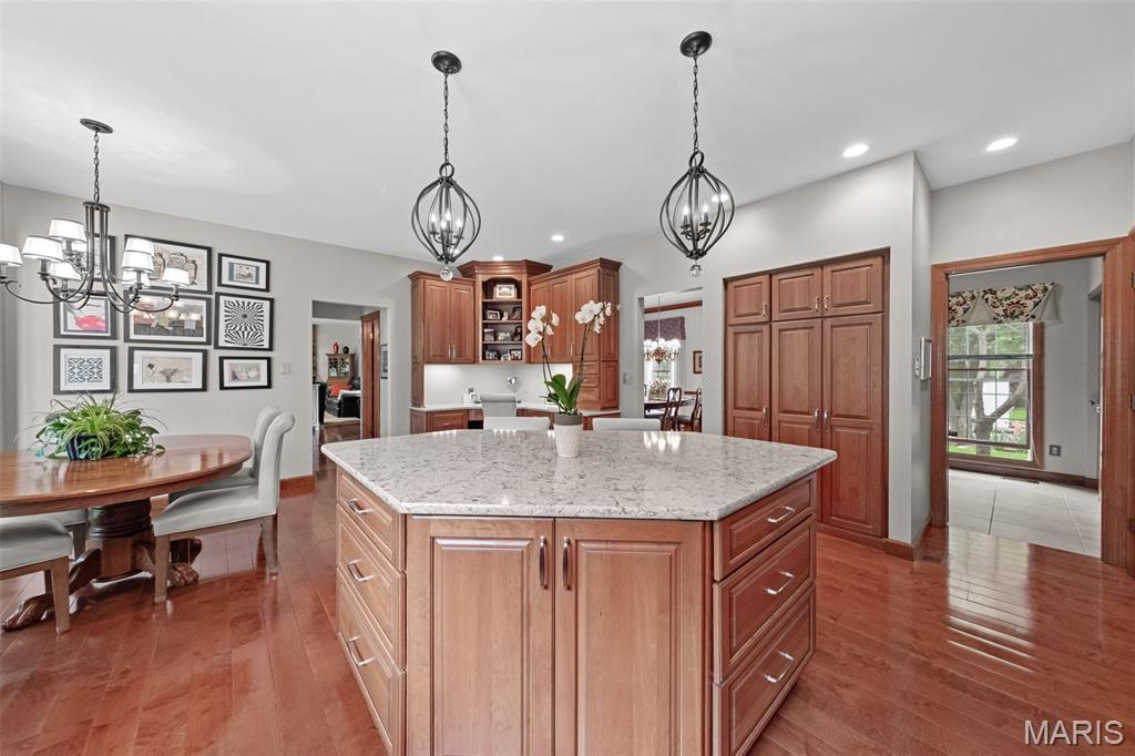 St Louis, Missouri 63128, United States, 4 Bedrooms Bedrooms, ,4 BathroomsBathrooms,Residential,Pending,134685