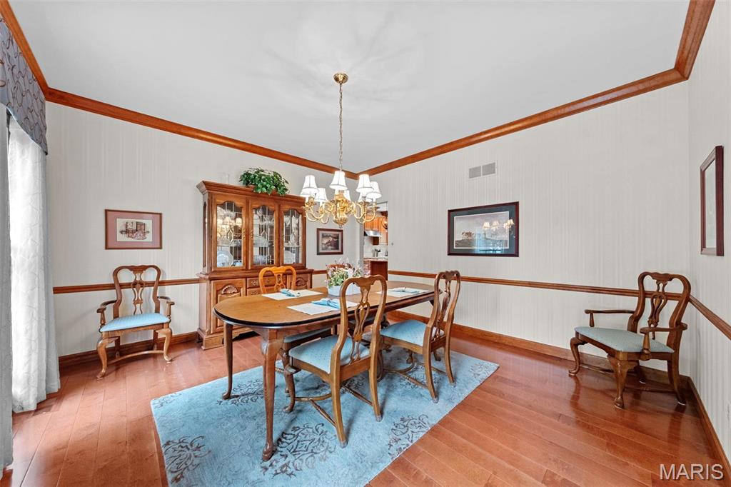 St Louis, Missouri 63128, United States, 4 Bedrooms Bedrooms, ,4 BathroomsBathrooms,Residential,Pending,134685