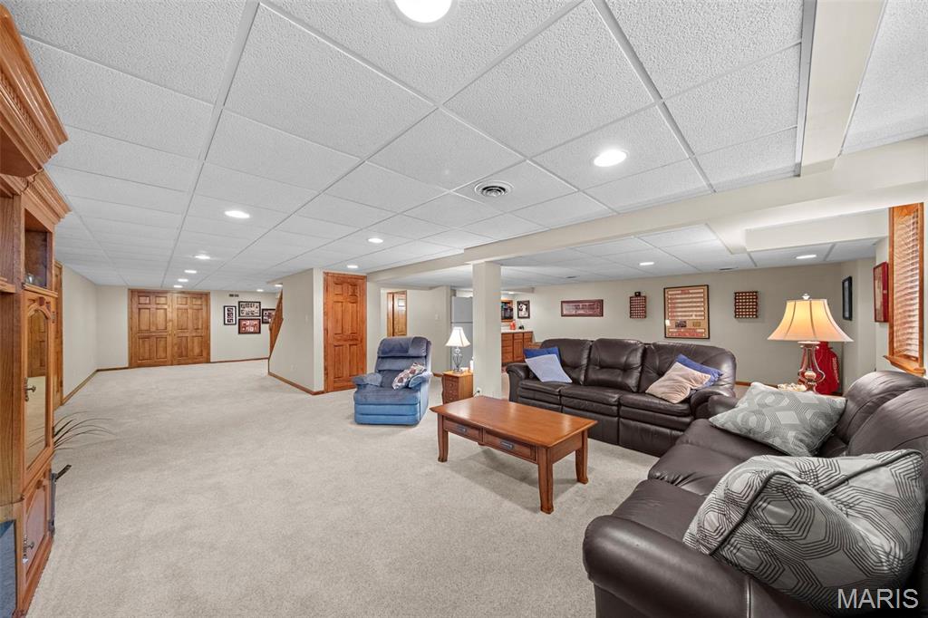 St Louis, Missouri 63128, United States, 4 Bedrooms Bedrooms, ,4 BathroomsBathrooms,Residential,Pending,134685