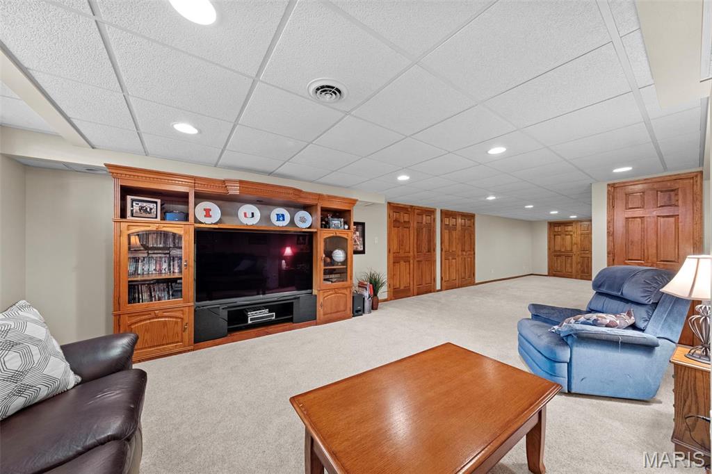 St Louis, Missouri 63128, United States, 4 Bedrooms Bedrooms, ,4 BathroomsBathrooms,Residential,Pending,134685