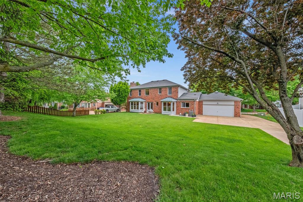 St Louis, Missouri 63128, United States, 4 Bedrooms Bedrooms, ,4 BathroomsBathrooms,Residential,Pending,134685