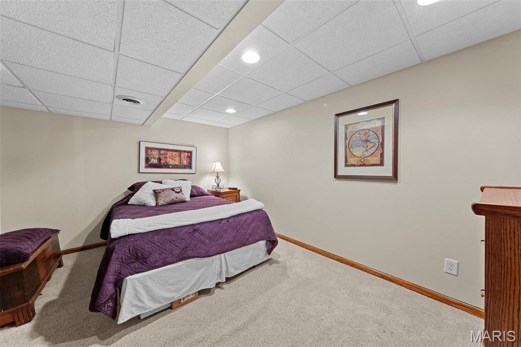 St Louis, Missouri 63128, United States, 4 Bedrooms Bedrooms, ,4 BathroomsBathrooms,Residential,Pending,134685