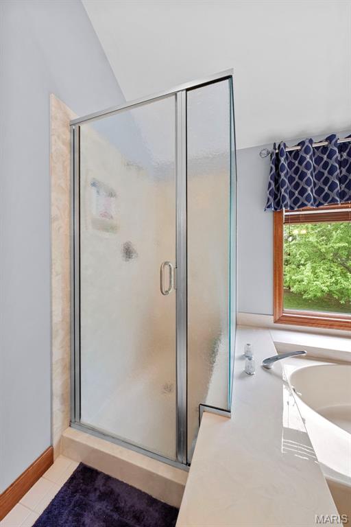 St Louis, Missouri 63128, United States, 4 Bedrooms Bedrooms, ,4 BathroomsBathrooms,Residential,Pending,134685