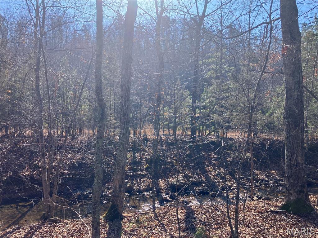 Cherokee Pass - Land