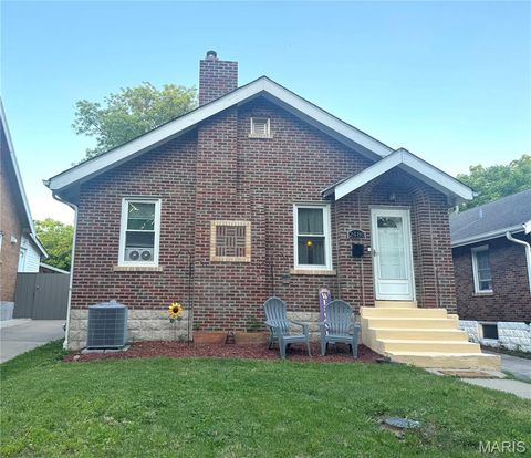 Tiny photo for 2480 Hartland Avenue, St Louis, MO 63114 (MLS # 26030376)