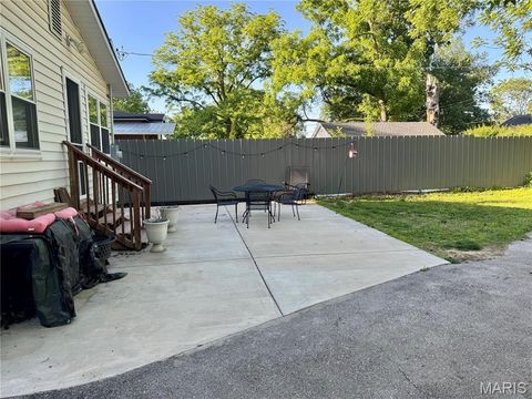 Tiny photo for 2480 Hartland Avenue, St Louis, MO 63114 (MLS # 26030376)