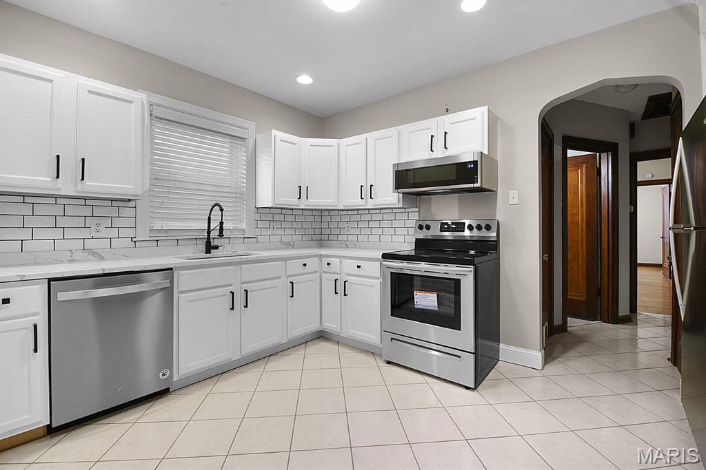 5404-5406 Robert Avenue