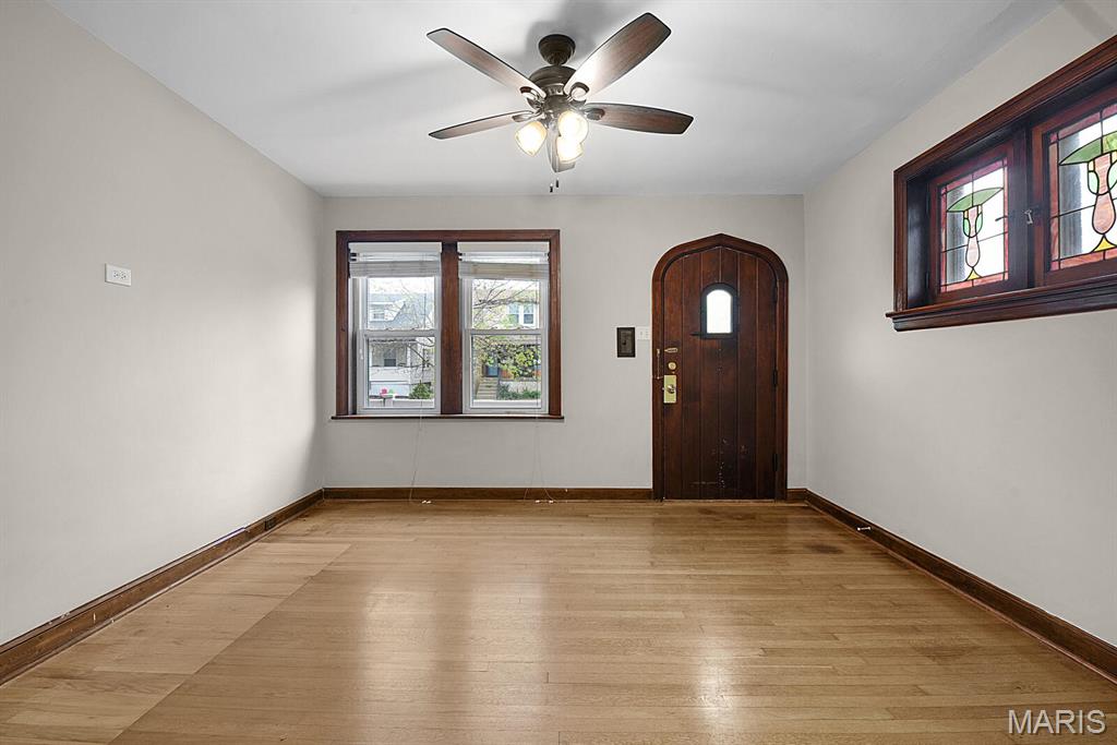 5404-5406 Robert Avenue