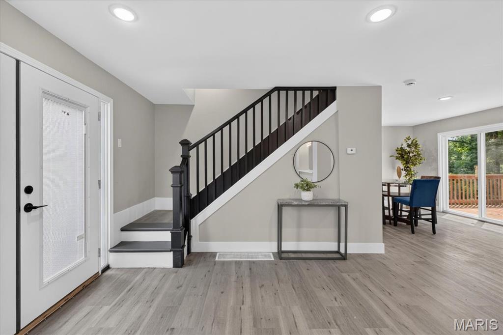 6989 Candlewick Way
