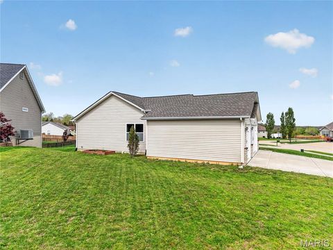 Tiny photo for 46 Hampton Drive, Troy, MO 63379 (MLS # 26020962)