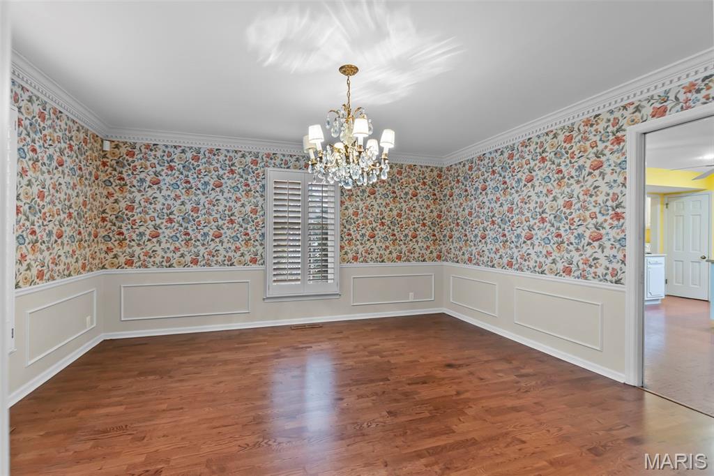 WHITE OAKS - Residential