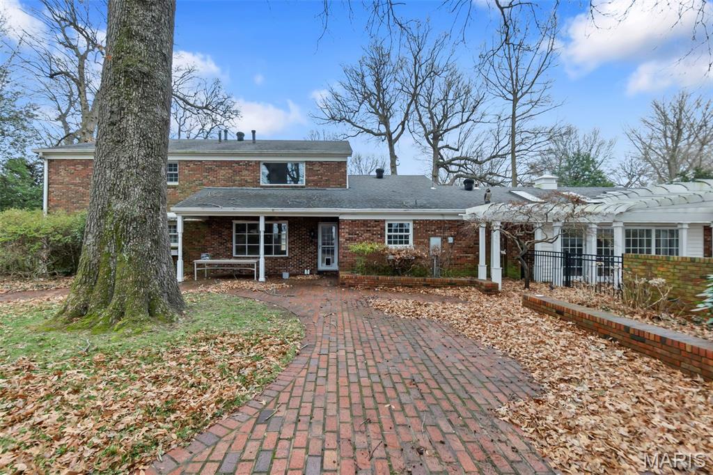 WHITE OAKS - Residential