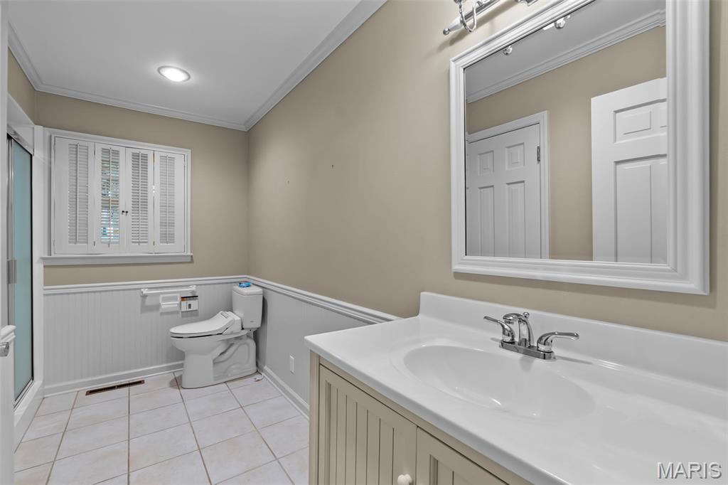 WHITE OAKS - Residential