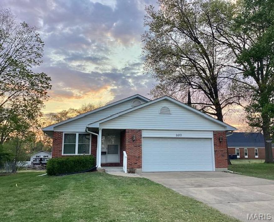 This Nice Ranch is All ready to move into, 3 bedrooms, 2 baths, basement ready for your choice of improvements, oversized garage and level lot to make mowing easier, walk in tub in the main bedroom if needed, main floor laundry, Central Vac, Nice Neighborhood, close to I-44 & other Business'.