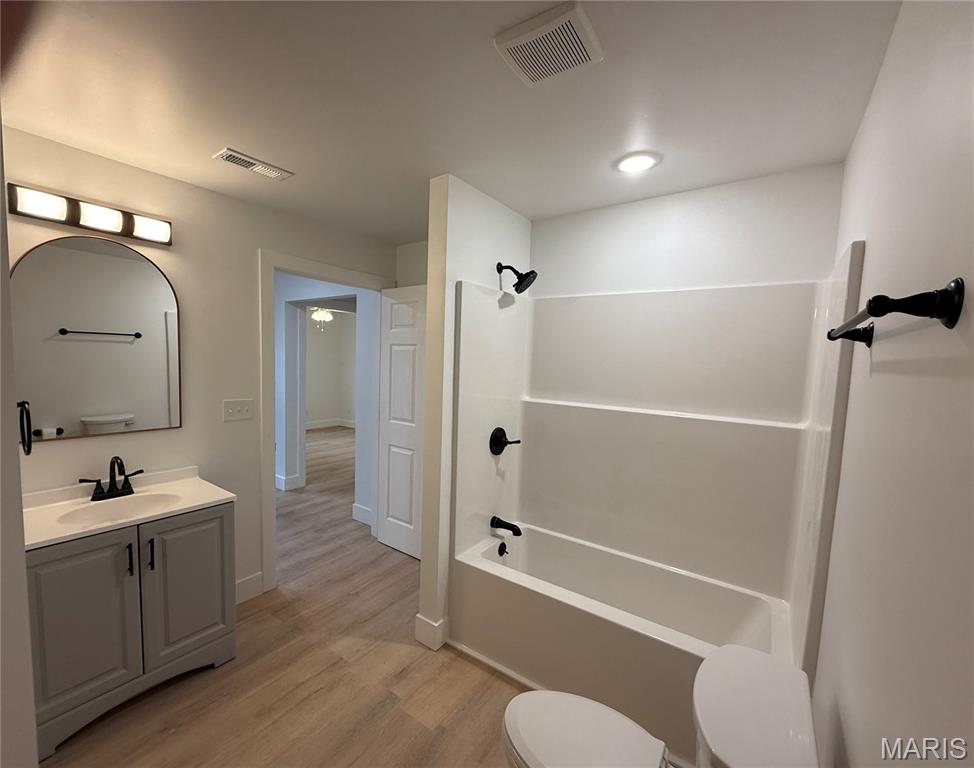 City/Clarksville - Residential