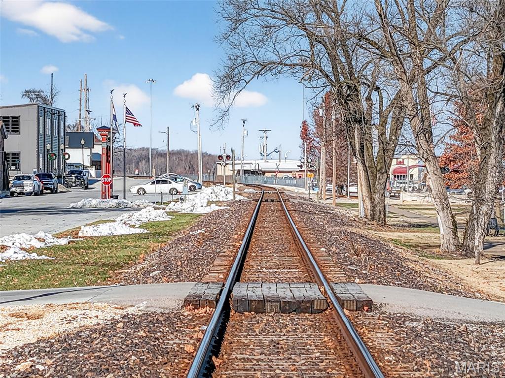 City/Clarksville - Residential