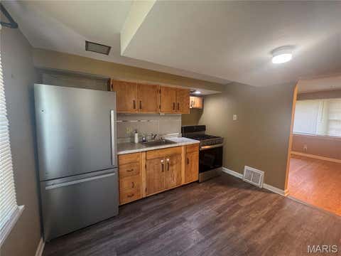 Tiny photo for 10767 Oak Avenue, Unincorporated, MO 63114 (MLS # 26046978)
