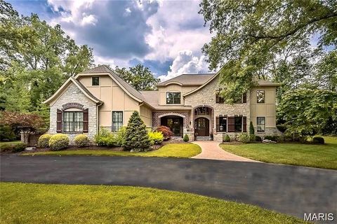 Photo of 21 Lynnbrook Road, St Louis, MO 63131 (MLS # 25043362)