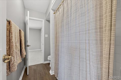 Tiny photo for 1105 Rue La Ville Walk #1105, Creve Coeur, MO 63141 (MLS # 26000403)