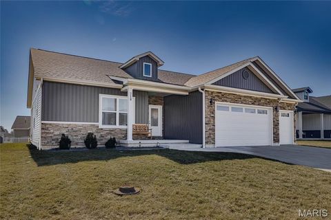 Photo of 718 Deerfield Lane, Farmington, MO 63640 (MLS # 26008330)