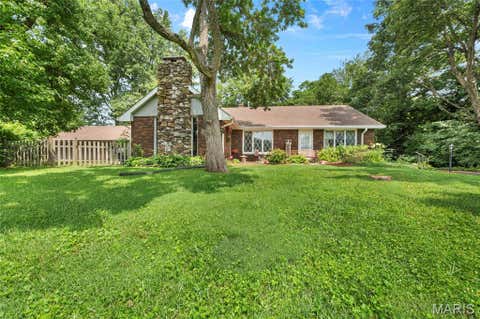 Photo of 2008 Valley View Lane, Collinsville, IL 62234 (MLS # 26045720)