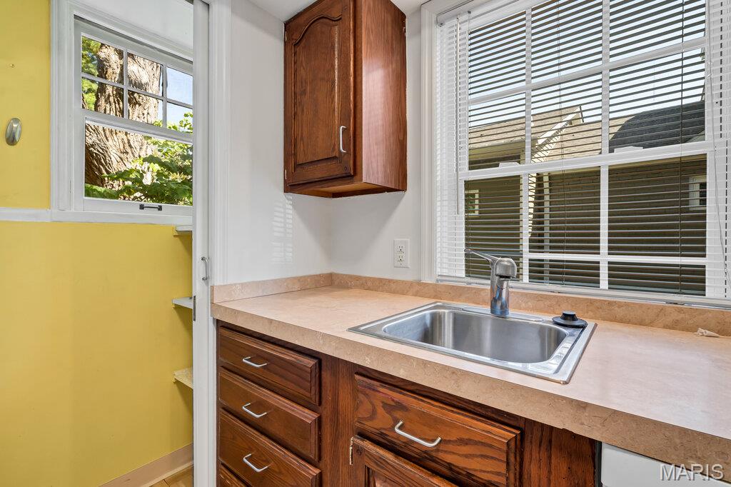 St Louis, Missouri 63119, United States, 2 Bedrooms Bedrooms, ,1 BathroomBathrooms,Residential,Active,211812