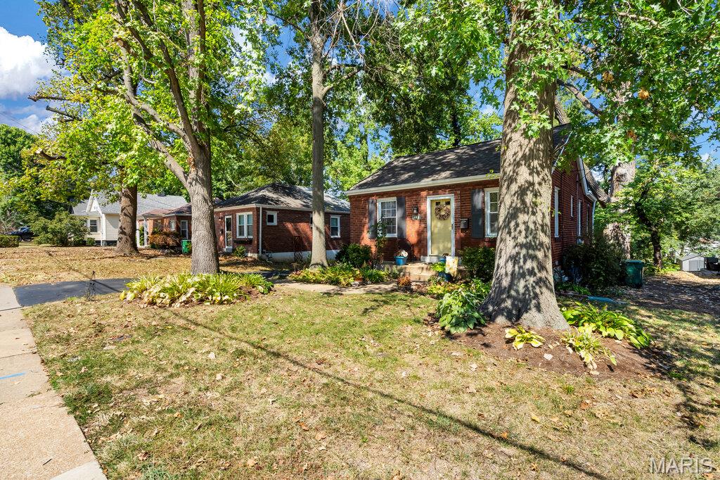 St Louis, Missouri 63119, United States, 2 Bedrooms Bedrooms, ,1 BathroomBathrooms,Residential,Active,211812