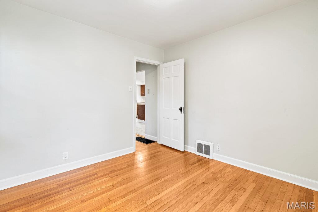 St Louis, Missouri 63119, United States, 2 Bedrooms Bedrooms, ,1 BathroomBathrooms,Residential,Active,211812