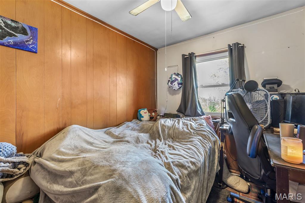 Warnes M W - Residential