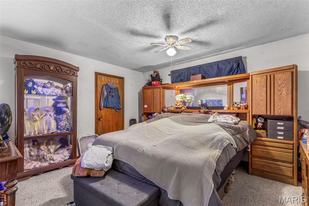 Warnes M W - Residential