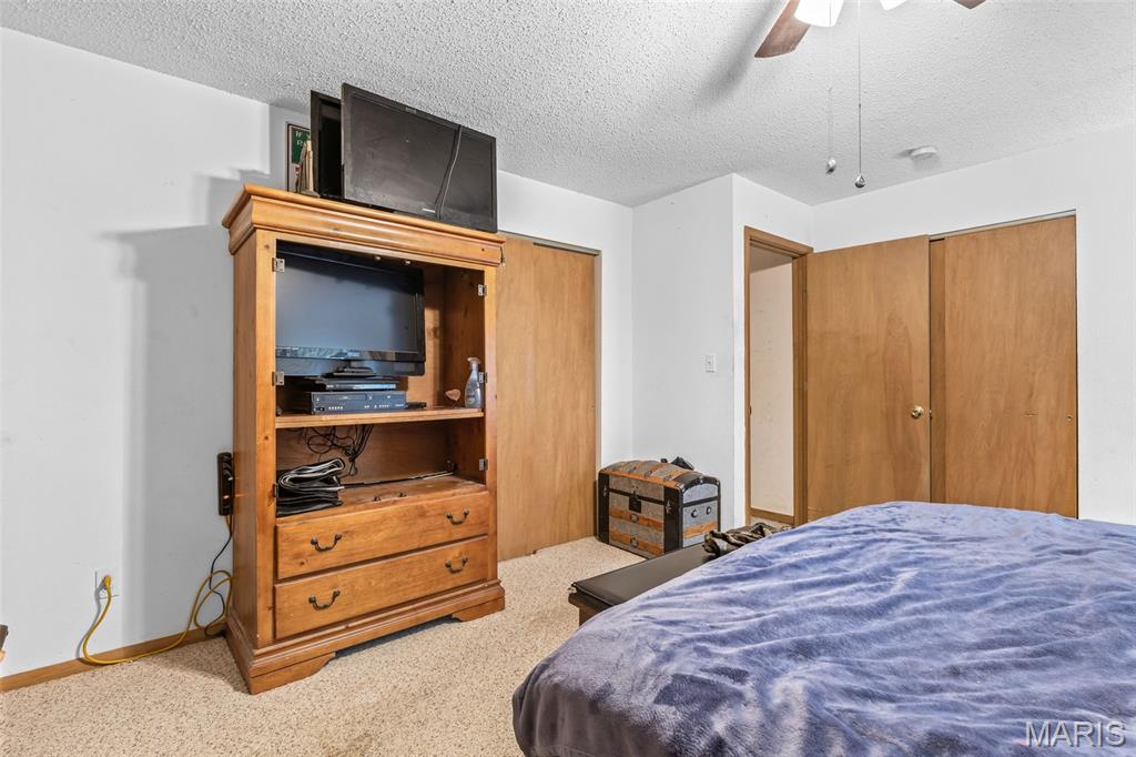 Warnes M W - Residential