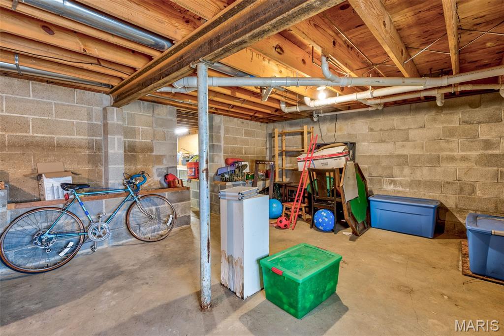 Warnes M W - Residential