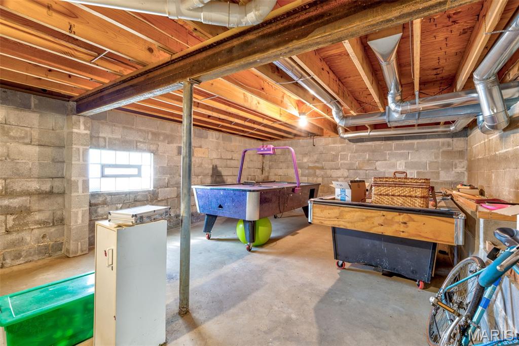 Warnes M W - Residential